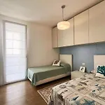 Stylish Poolside Apartment, Jesolo-venice